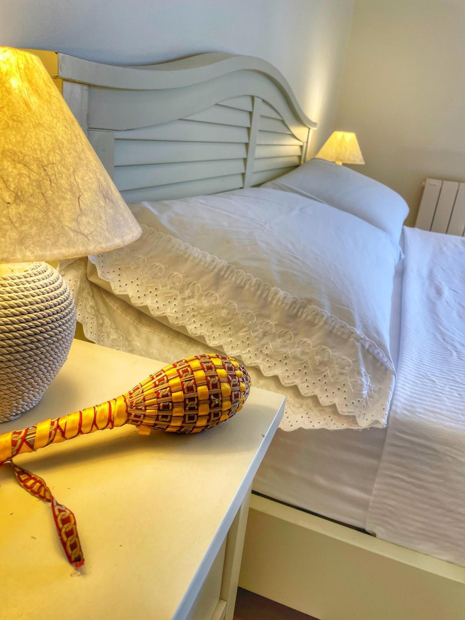 Le Petit Delphia Apartman Apt Kültér fotó