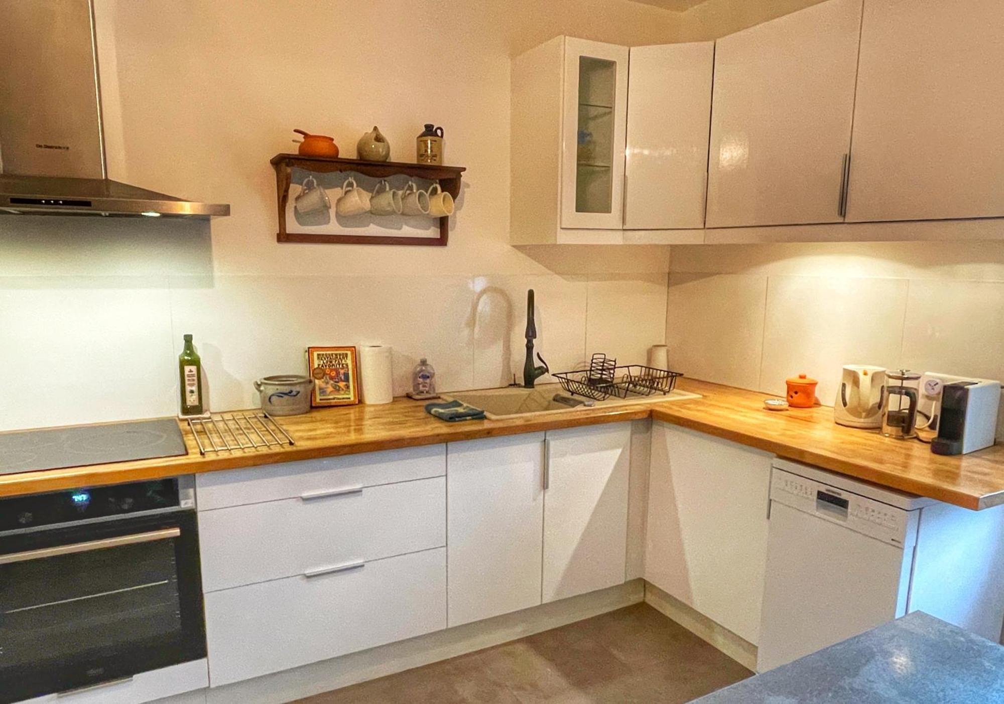 Le Petit Delphia Apartman Apt Kültér fotó